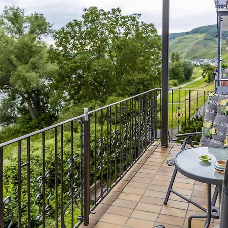 Ferienhaus Mosellage Zell an der Mosel Exterior photo